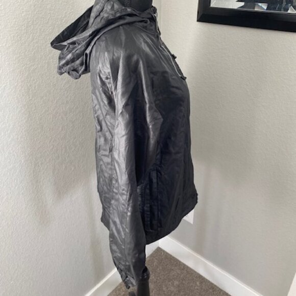 SIERRA DESIGNS Packable Hooded Travel Raincoat Rain Jacket Windbreaker Small - Picture 6 of 16